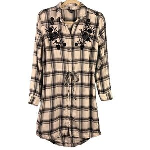 A.N.A Black White Windowpane Plaid Long Sleeve Dress Embroidered Size XS Casual